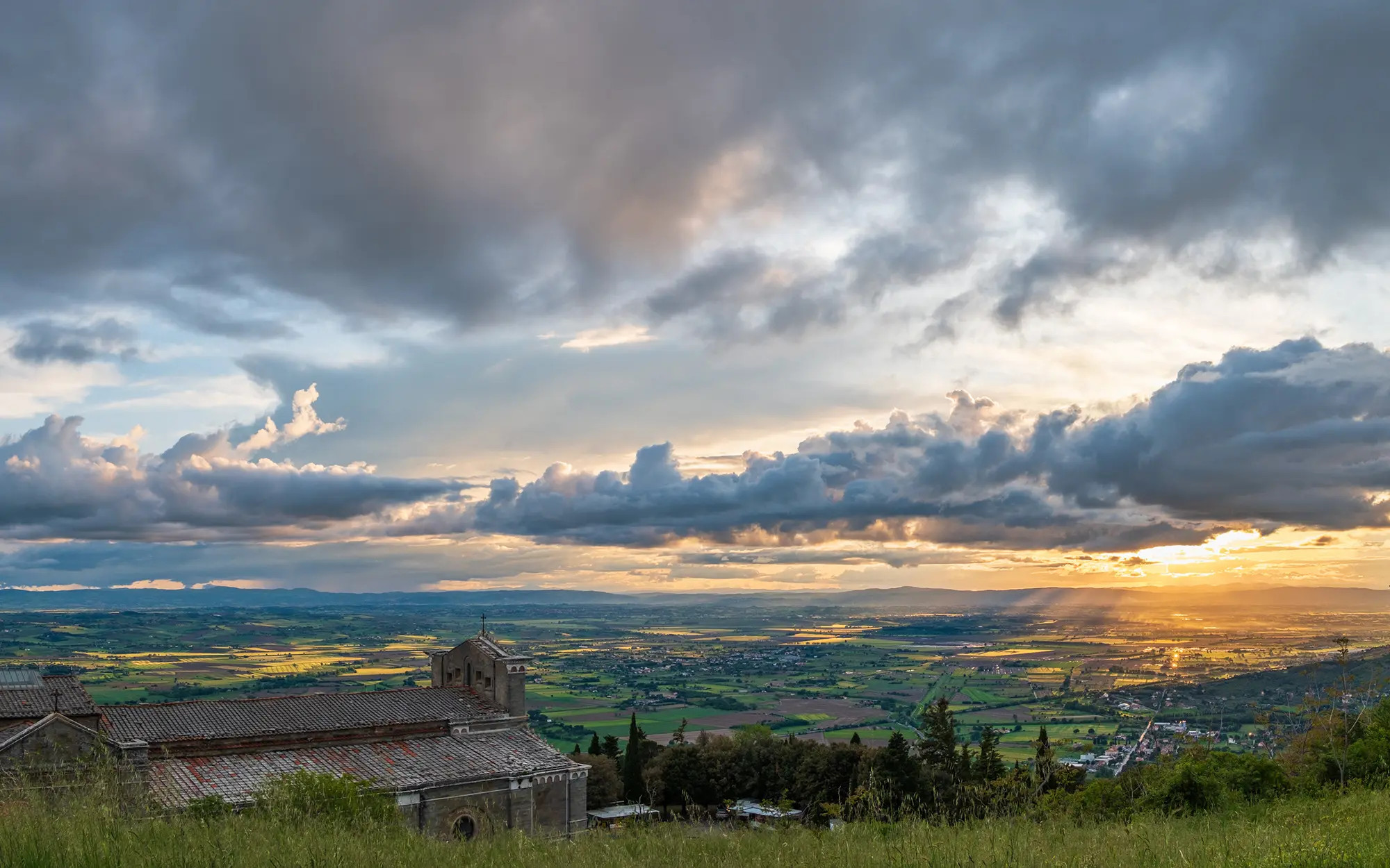 Cortona Skies